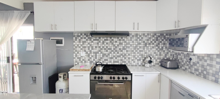 5 Bedroom Property for Sale in Franskraal Western Cape